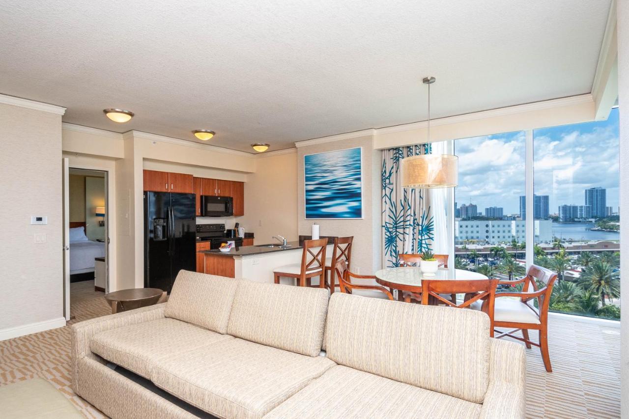 Trump Intl 2 Bedroom Apartment 1600 Sqf Ocean And Bay View Sunny Isles Beach Eksteriør bilde
