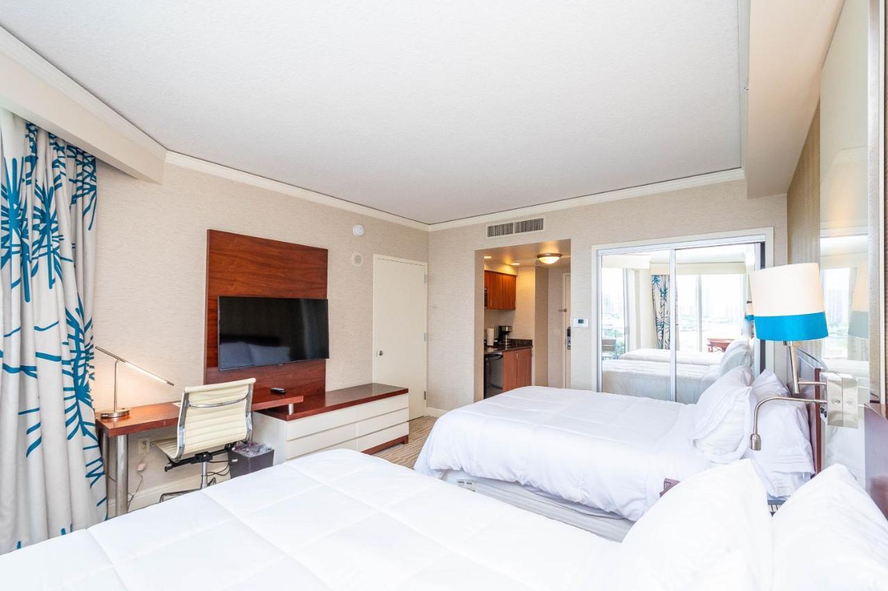 Trump Intl 2 Bedroom Apartment 1600 Sqf Ocean And Bay View Sunny Isles Beach Eksteriør bilde